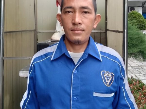 ROBERD SIMARMATA, S.Pd